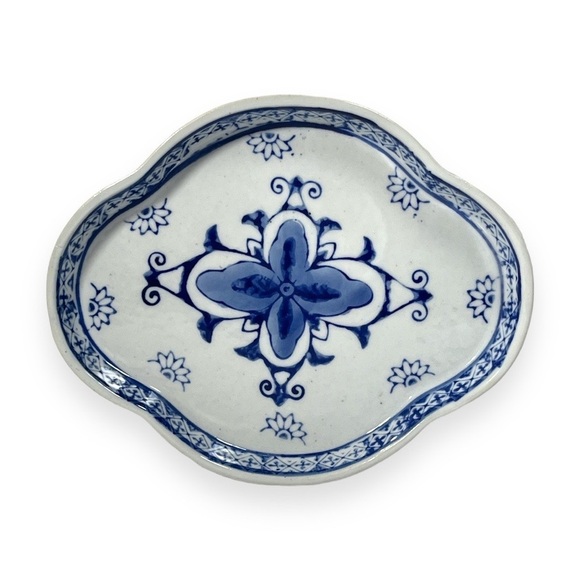 Vintage Porcelain Miniature Tea Set Tray Blue White‎ Trinket Dish Delft Style - Picture 3 of 8